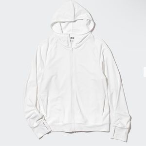 ✨ NWOT ✨ Uniqlo Aerism White Stretch Hoodie